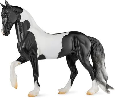 This magnificent stallion’s name is a nod to one of his owners, Rhiannon Barreda, a retired career Army MEDEVAC helicopter pilot.  “Battlefield Angel” is what the MEDEVAC is called in combat.